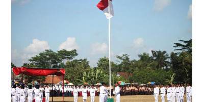 Kegiatan Upacara Bendera